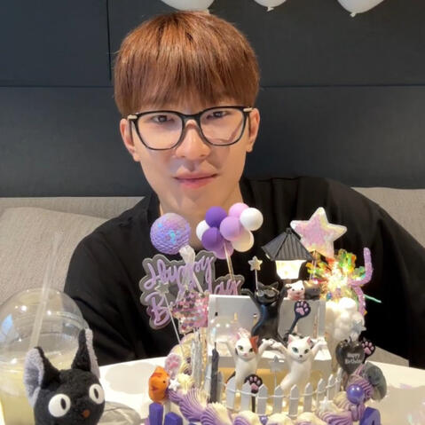 240717 weverse leader's birthday weverse live